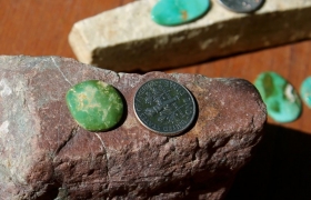 Stone Mountain Natural Green Turquoise Cabochon With Golden Marix /& Quartz 32x22x6.5mm.